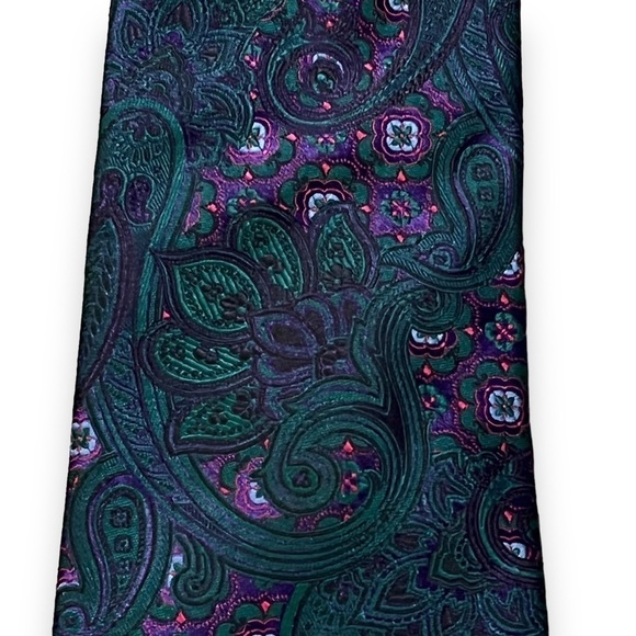 Bow Knot Tie by Imani Uomo Green Purple Paisley Silk Touch Microfibre Colorful - Picture 3 of 9